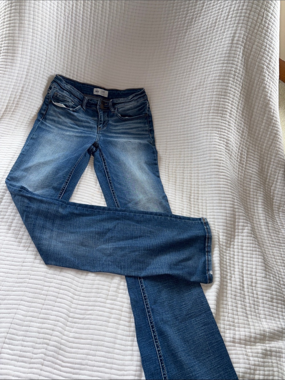 BKE Women's Bootcut Jeans in Faded Blue Wash
